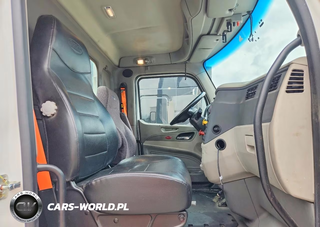 2019 Peterbilt 579 Semi Truck VIN:1XPBD49X8KD600263 - 6
