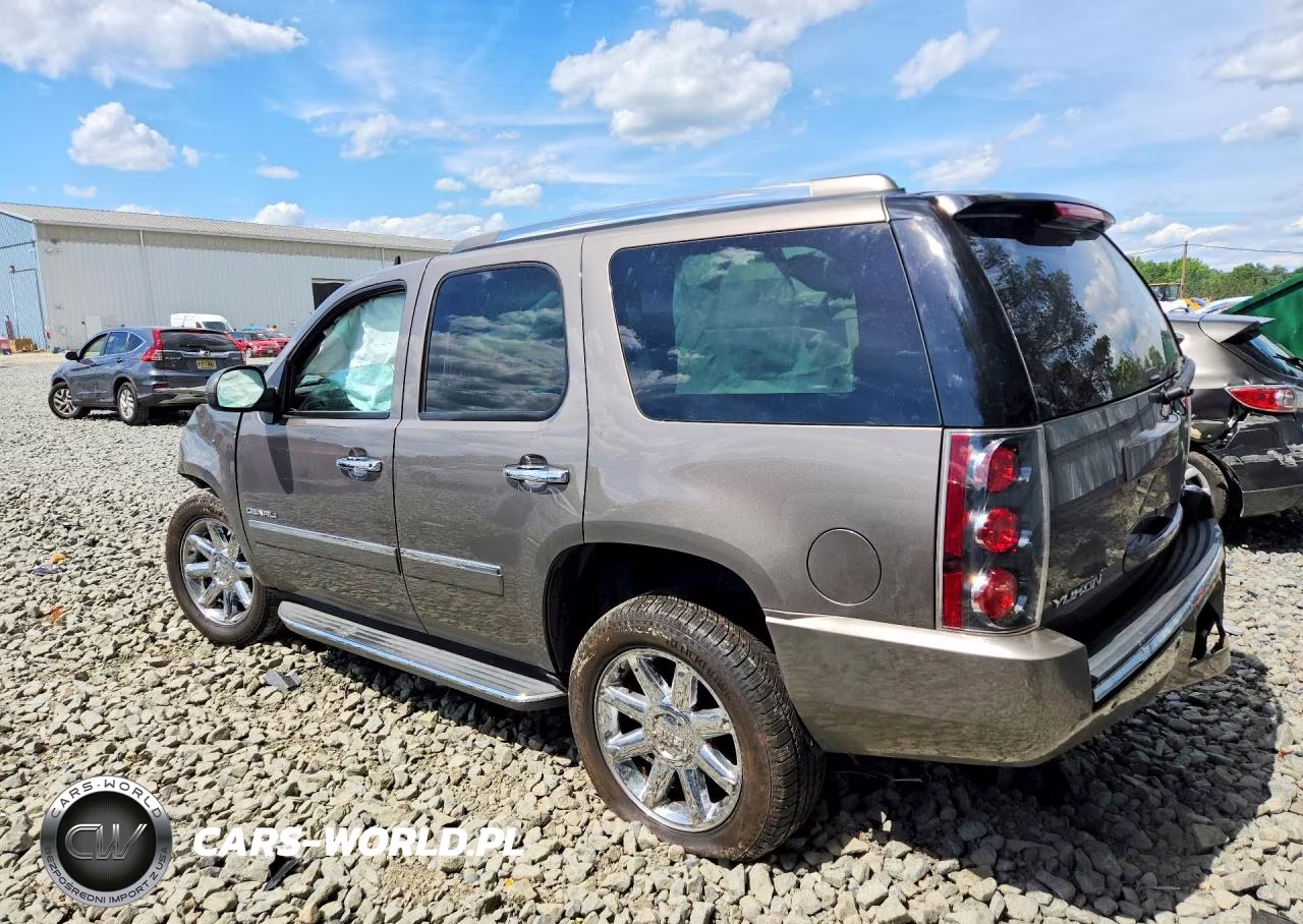 2020 Suzi-Suzuki Yukon Denali VIN:1GKS2EEFXER202767 - 2