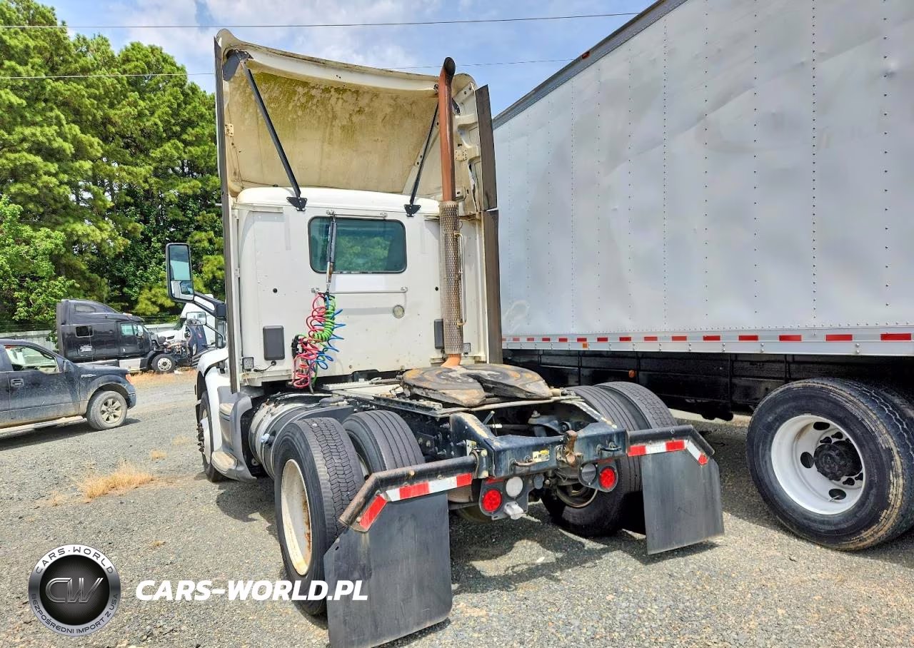 2017 Peterbilt 579 Semi Truck VIN:1XPBA48X0HD428989 - 3