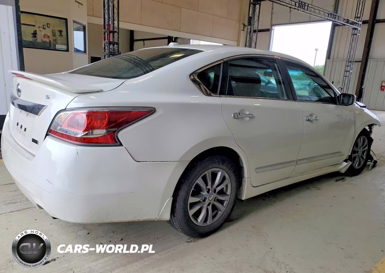 2015 Niss Altima VIN:1N4AL3AP1FN906247 - 3