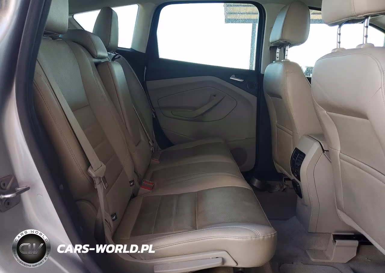 2013 Ford C-Max Premium VIN:1FADP5CU3DL555303 - 10