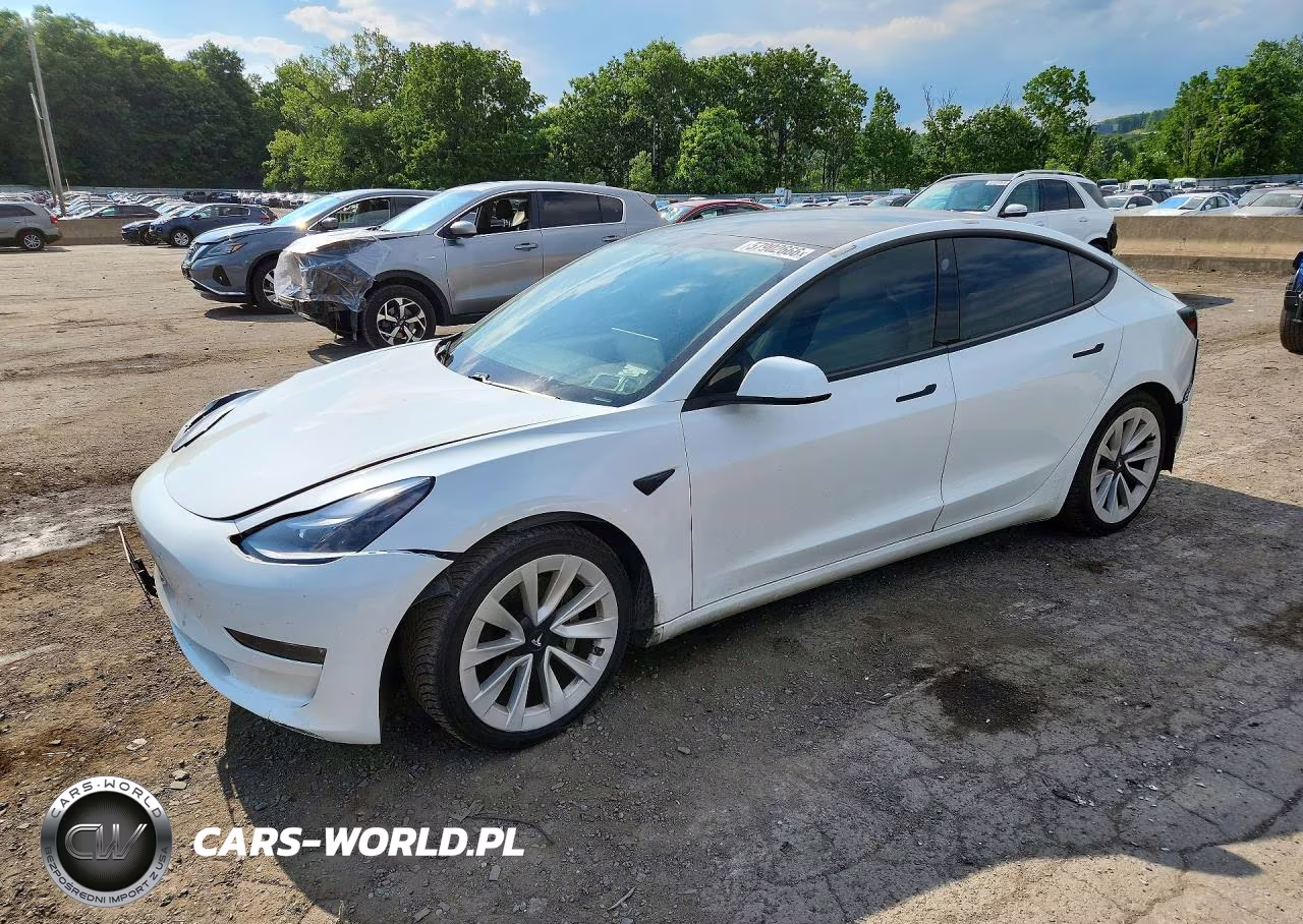 2021 Tesla Model 3 – zdjęcie 1 z 12
