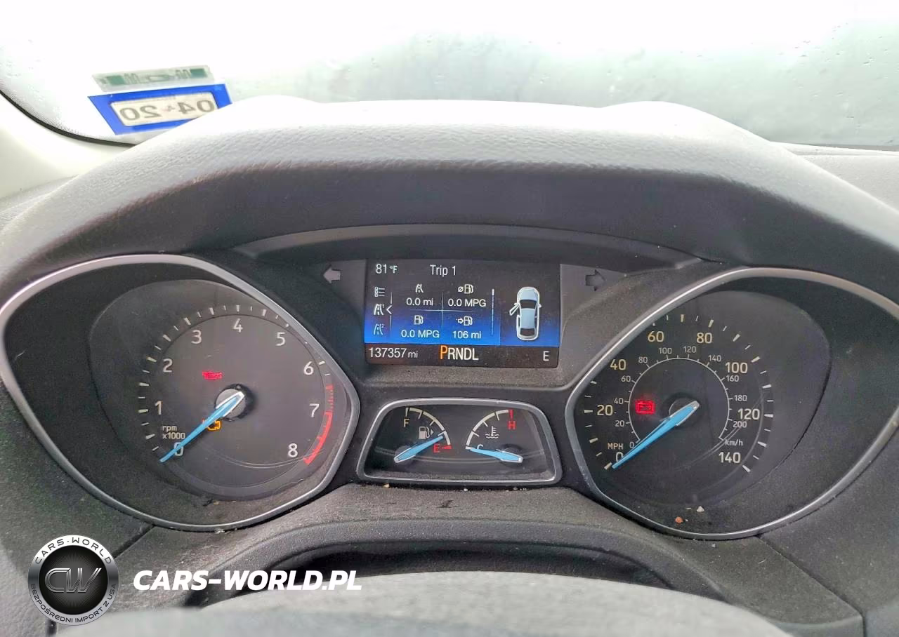 2015 Ford Focus VIN:1FADP3K2XFL223740 - 9