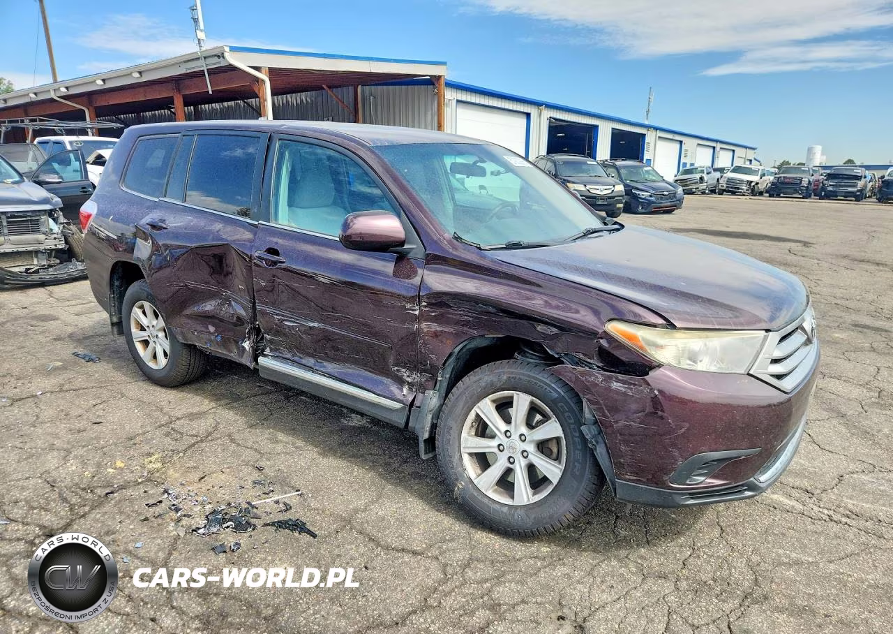 2013 Toyota Highlander Base VIN:5TDZA3EH7DS040695 - 4