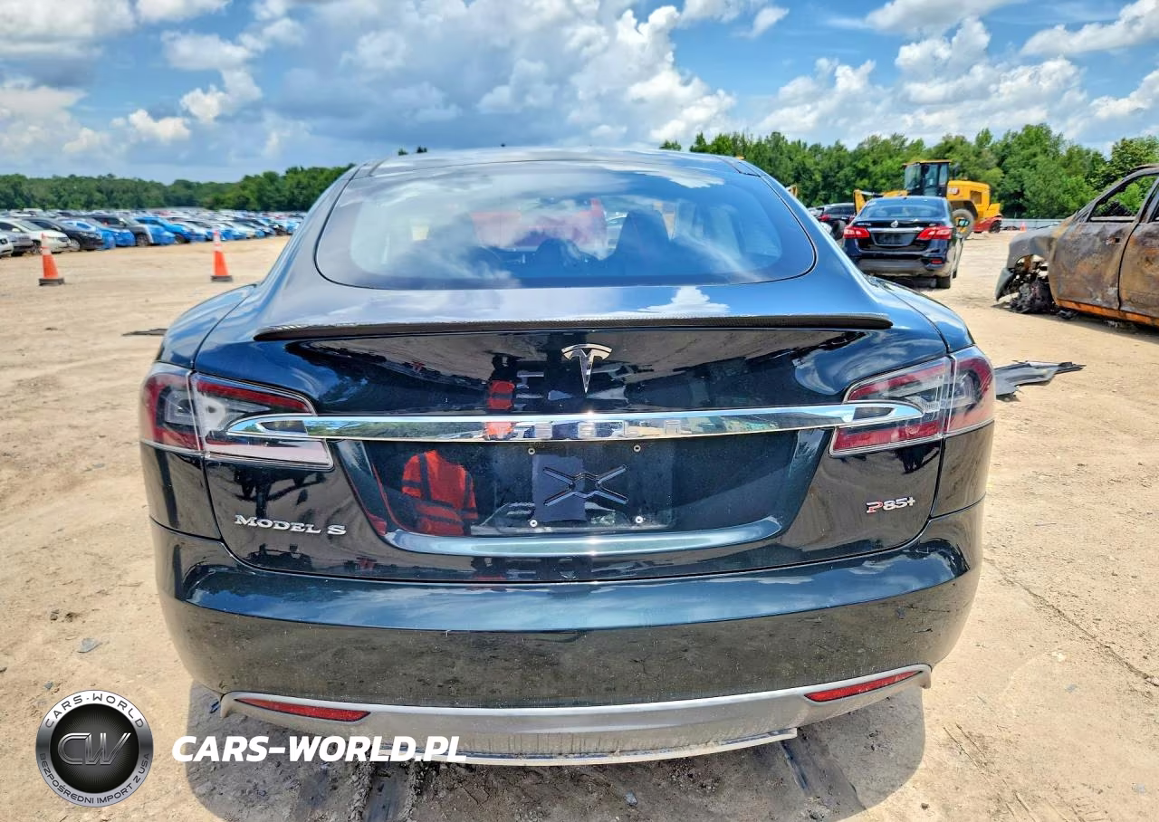 2013 Tesla Model S VIN:5YJSA1CPXDFP10826 - 6