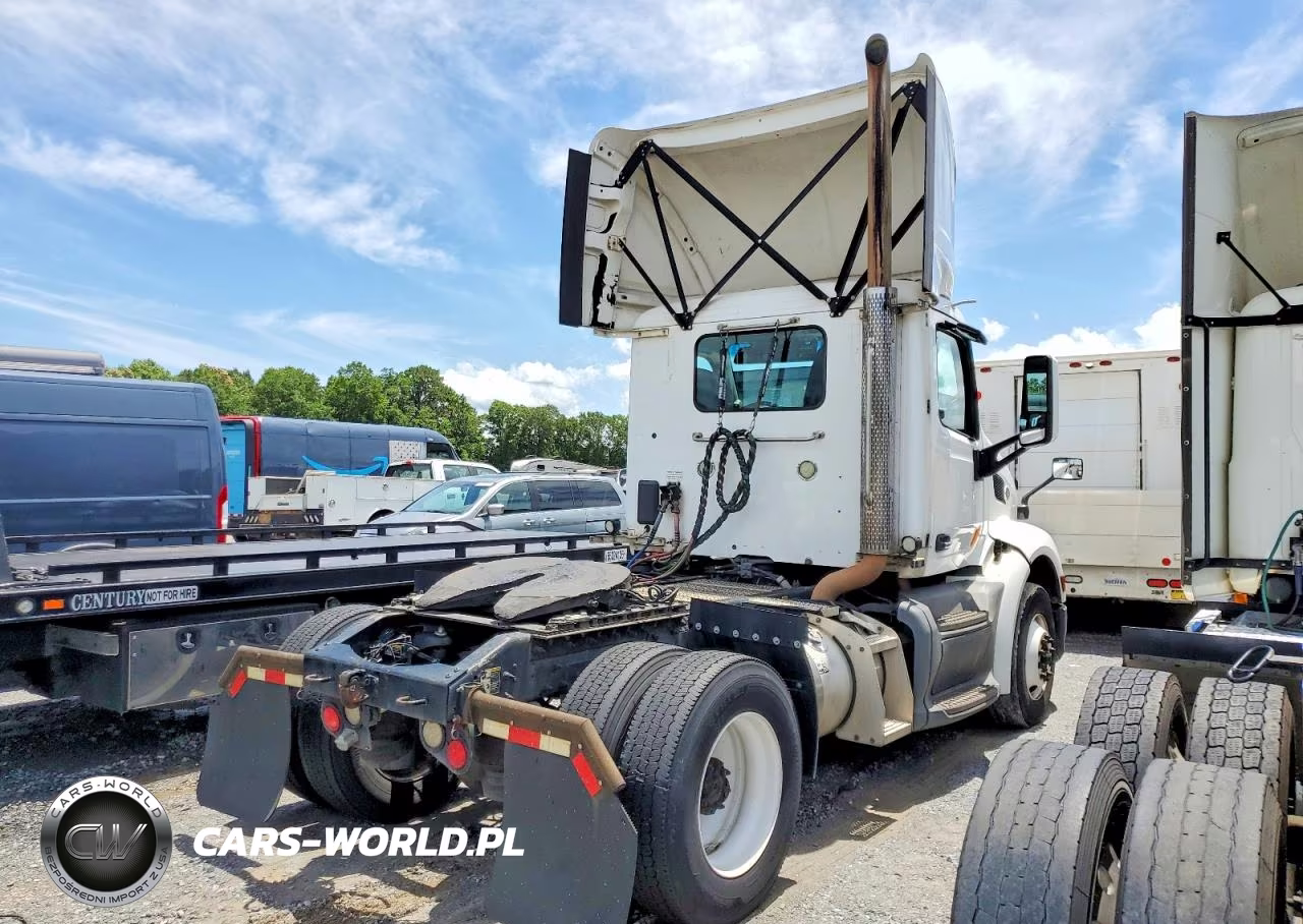 2019 Peterbilt 579 Semi Truck VIN:1XPBA48X5KD600196 - 4