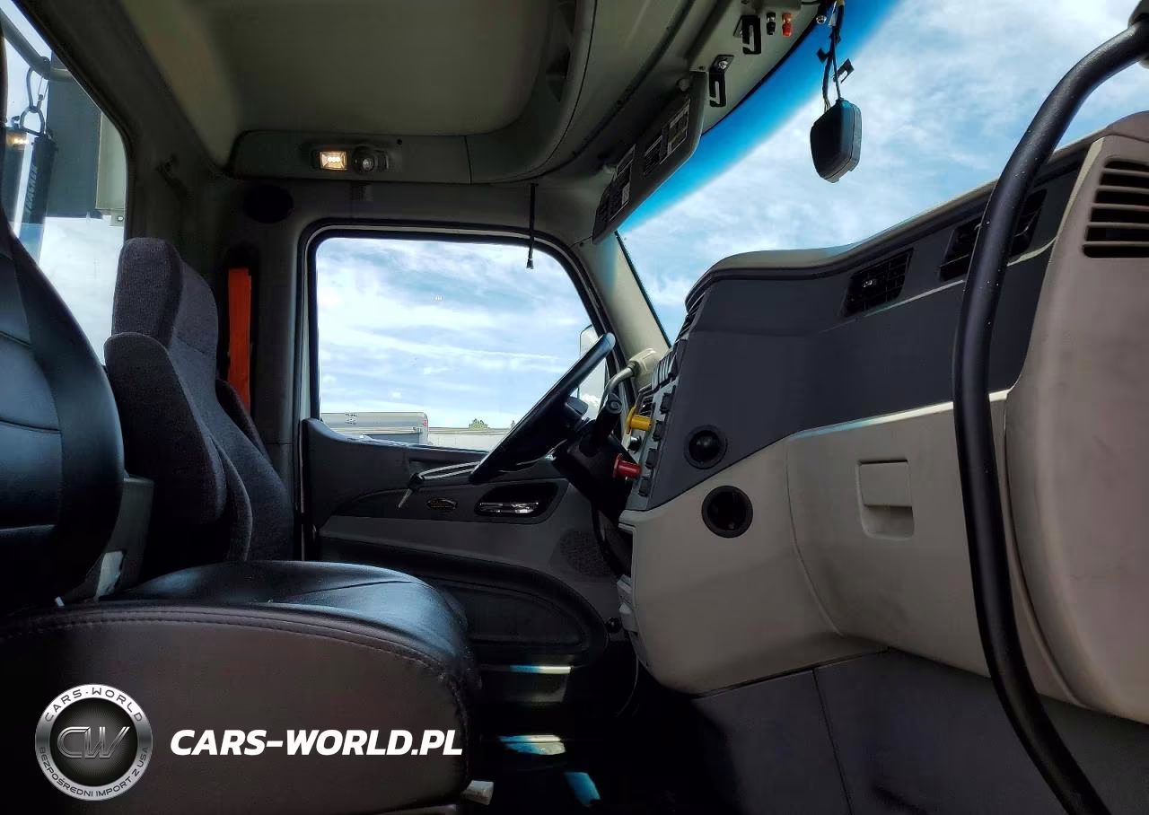 2019 Peterbilt 579 Semi Truck VIN:1XPBA48X5KD600196 - 5