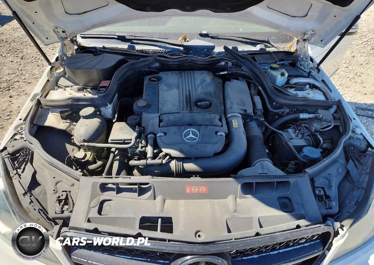 2013 Mercedes-Benz C 250 VIN:WDDGF4HB1DA835945 - 11
