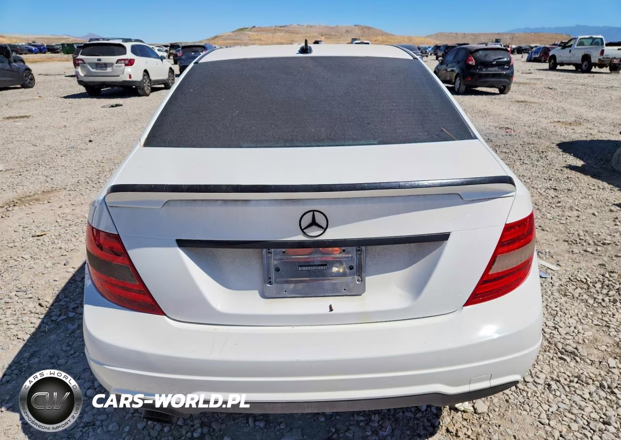 2013 Mercedes-Benz C 250 VIN:WDDGF4HB1DA835945 - 6