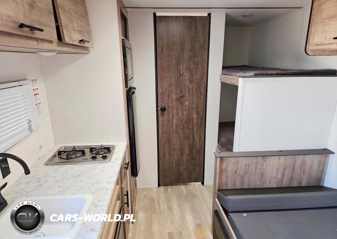 2025 Gulf Stream Enlighten Camper VIN:1NL1G2110S6019628 - 6