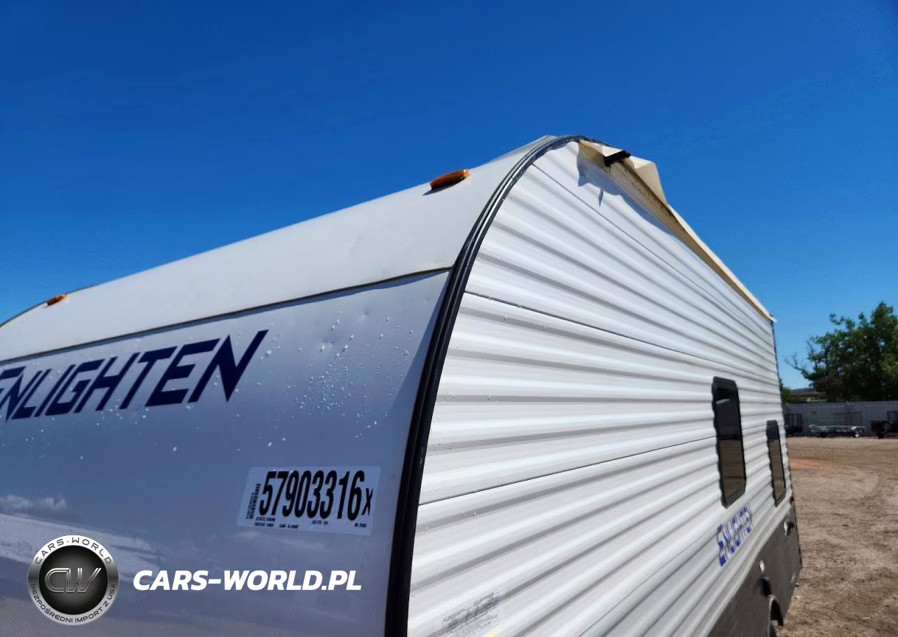 2025 Gulf Stream Enlighten Camper VIN:1NL1G2110S6019628 - 9