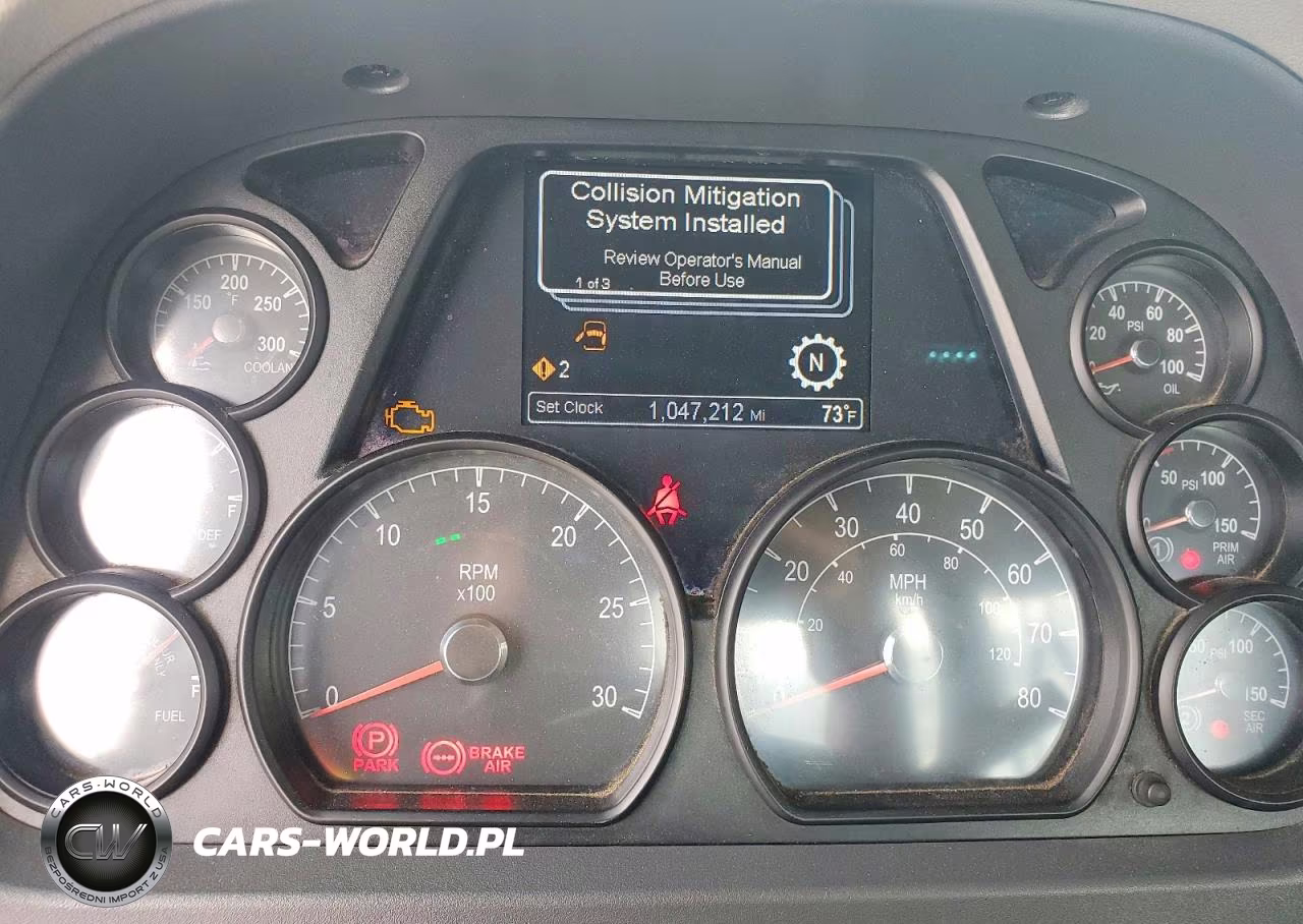 2018 Peterbilt 579 VIN:1XPBA48XXJD478322 - 8