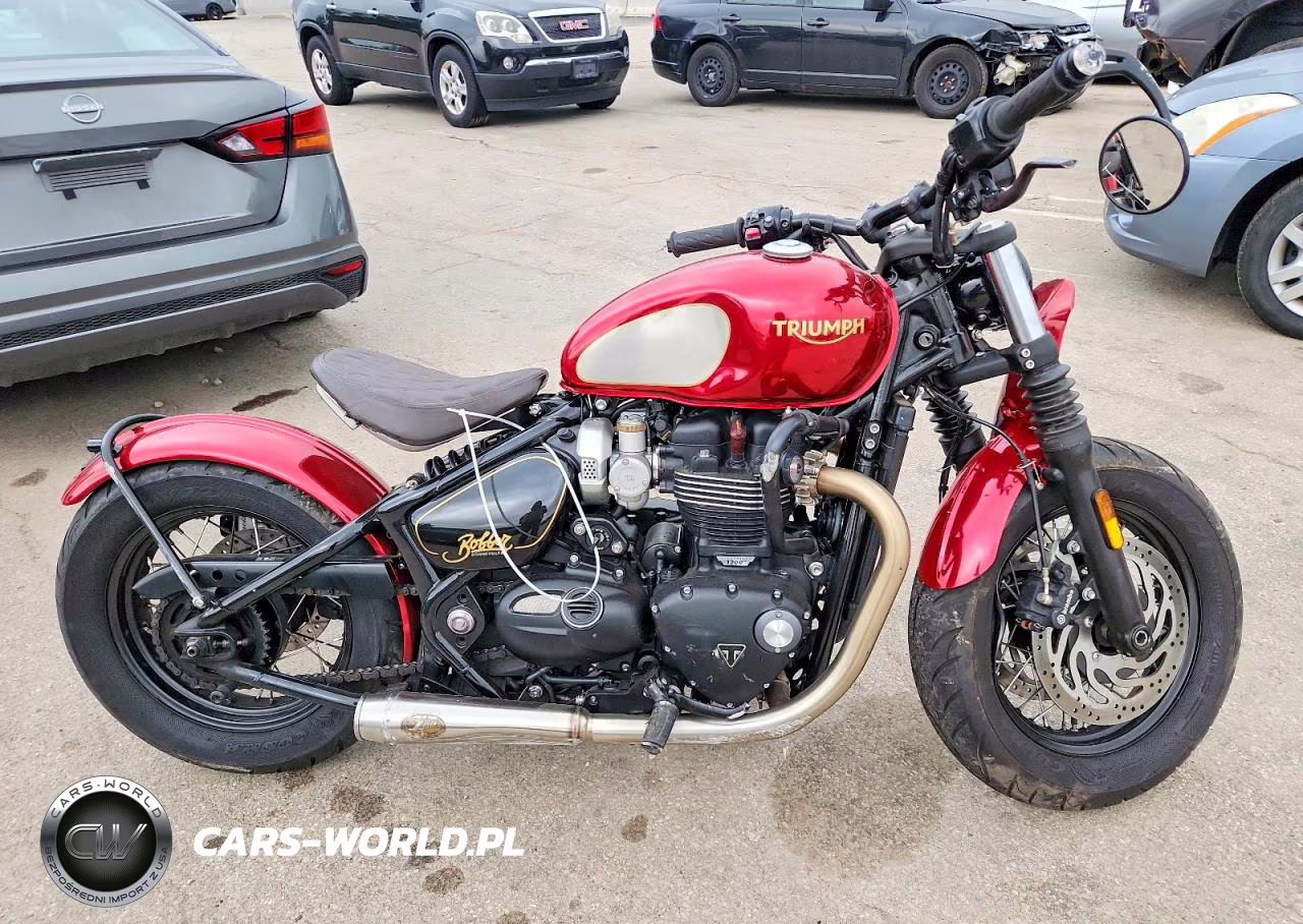 2022 Triumph Motorcycle Bonneville Bobber