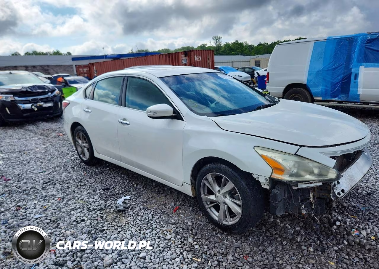 2014 Nissan Altima 2.5 VIN:1N4AL3AP7EC136355 - 4