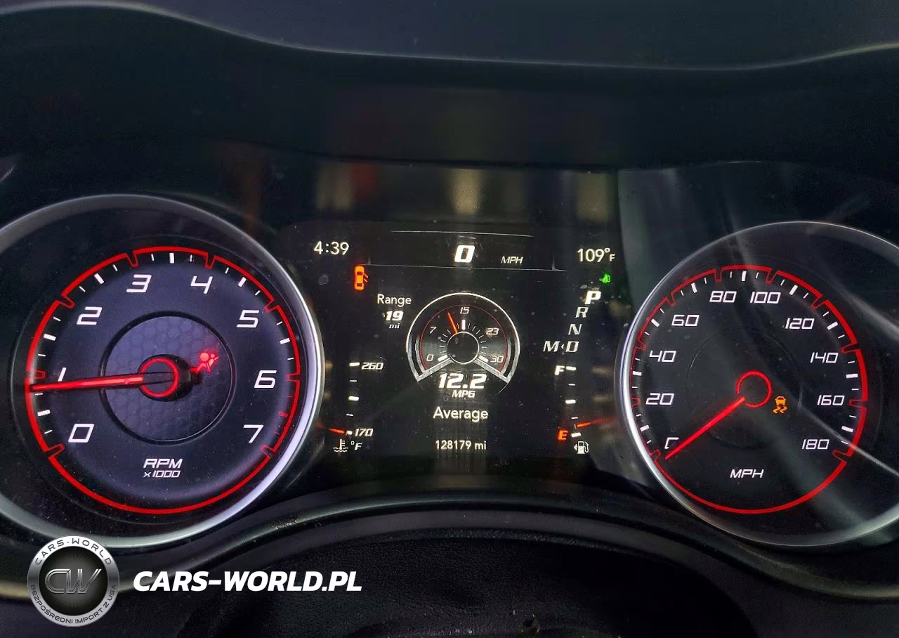2019 Dodge Charger Scat Pack VIN:2C3CDXGJXKH511081 - 9
