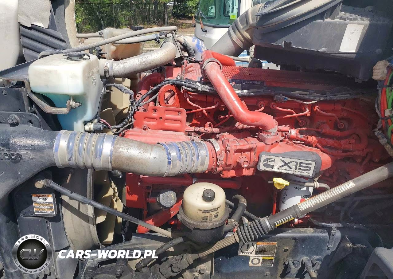 2018 Kenworth Construction T680 VIN:1XKYA48XXJJ204247 - 7