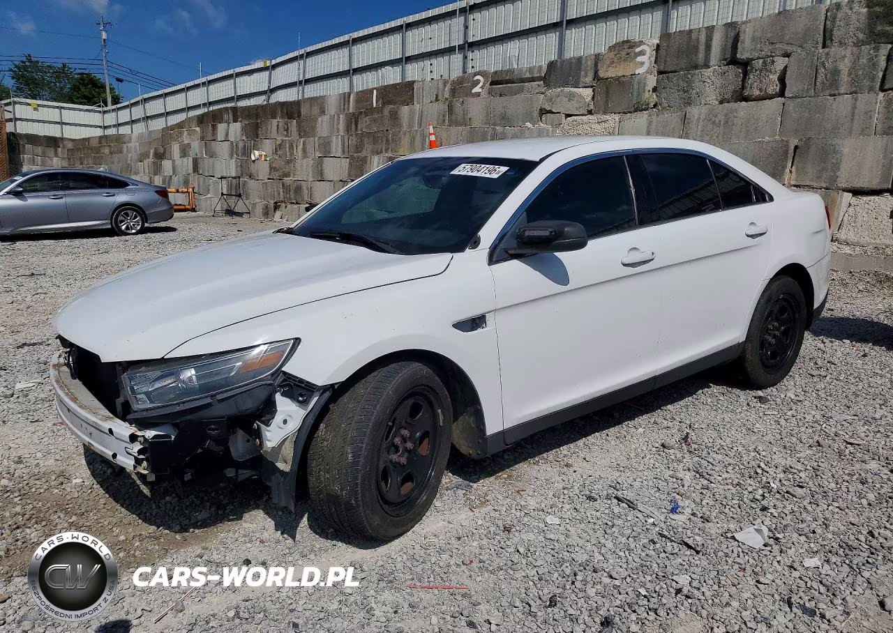 2015 Ford Taurus Police Interceptor – zdjęcie 1 z 13