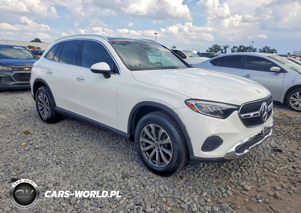 2026 Mercedes-Benz Glc 300 VIN:W1NKM4GBXTF511950 - 4
