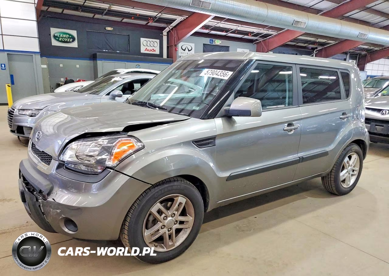 2011 Kia Soul +