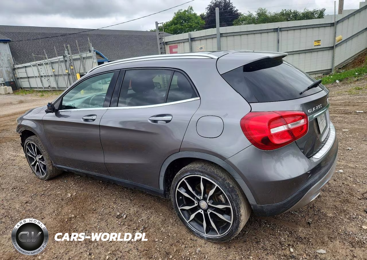 2016 Mercedes-Benz Gla 250 4Matic VIN:WDCTG4GBXGJ210692 - 2