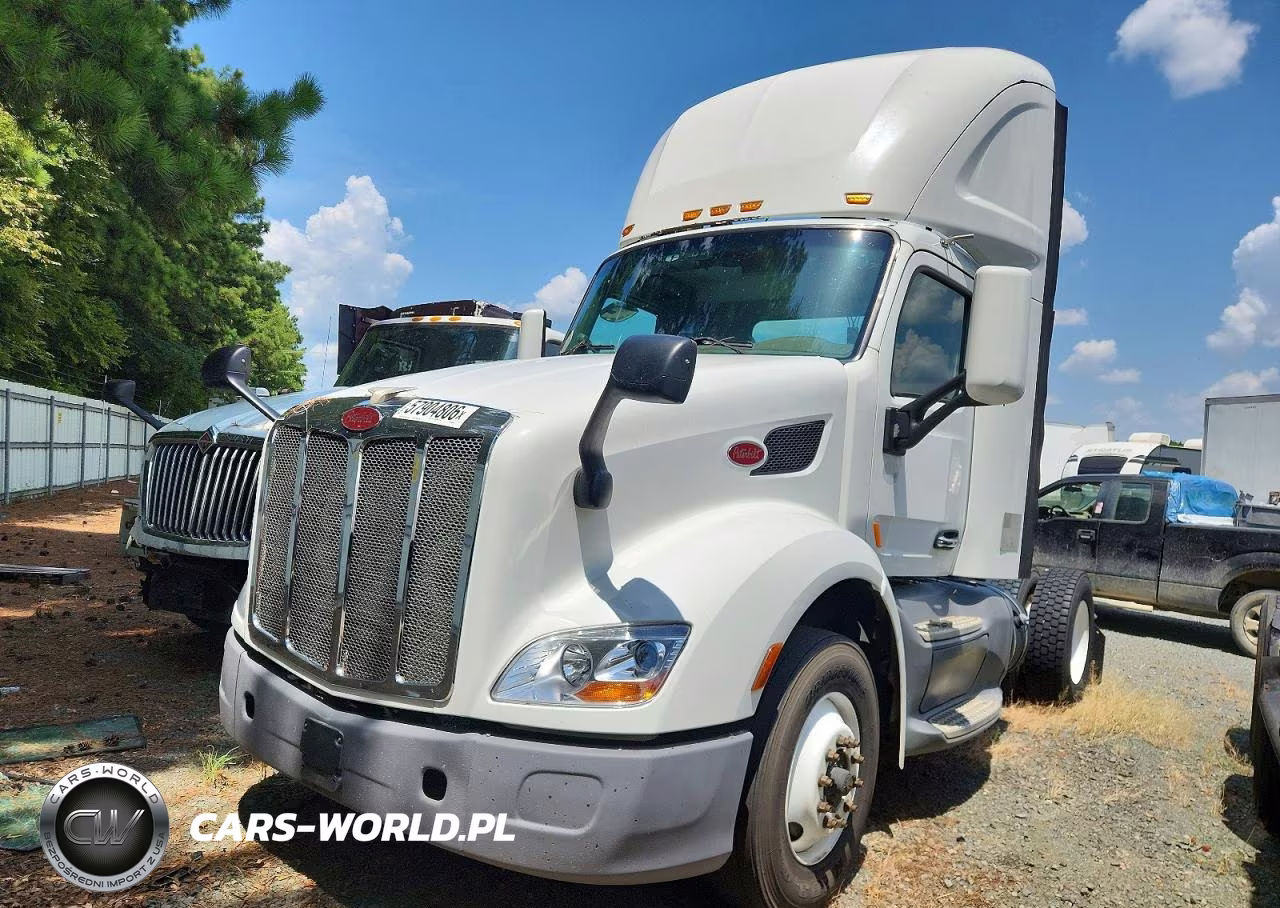 2017 Peterbilt 579 Semi Truck VIN:1XPBA48X0HD428670 - 2