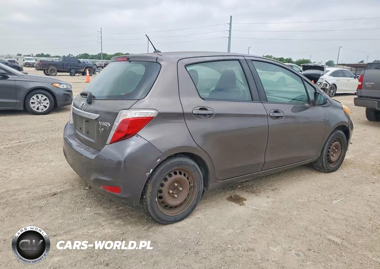 2012 Toyota Yaris 5-Door Le VIN:JTDKTUD37CD509995 - 3