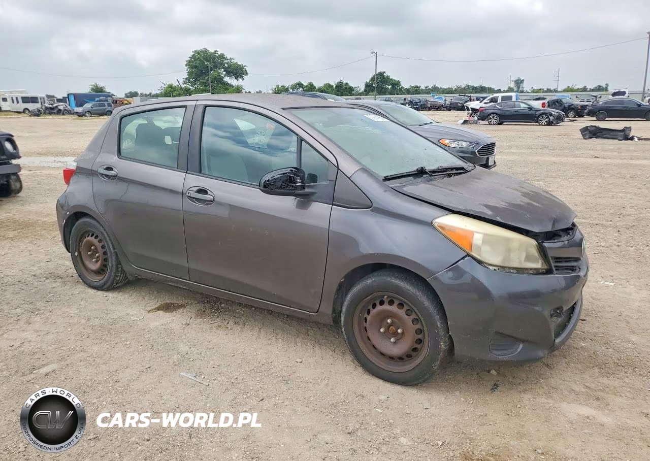 2012 Toyota Yaris 5-Door Le VIN:JTDKTUD37CD509995 - 4