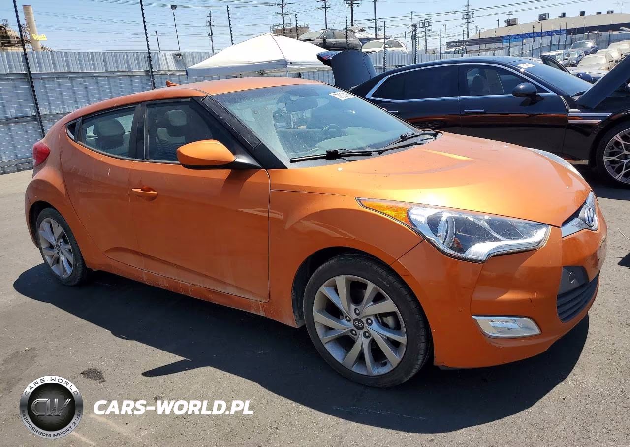 2017 Hyundai Veloster Base VIN:KMHTC6AD0HU306303 - 4