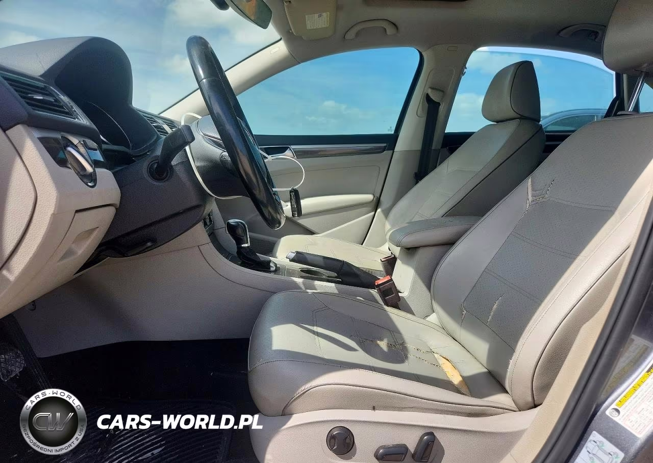 2018 Volkswagen Passat Se VIN:1VWBA7A38JC025278 - 7