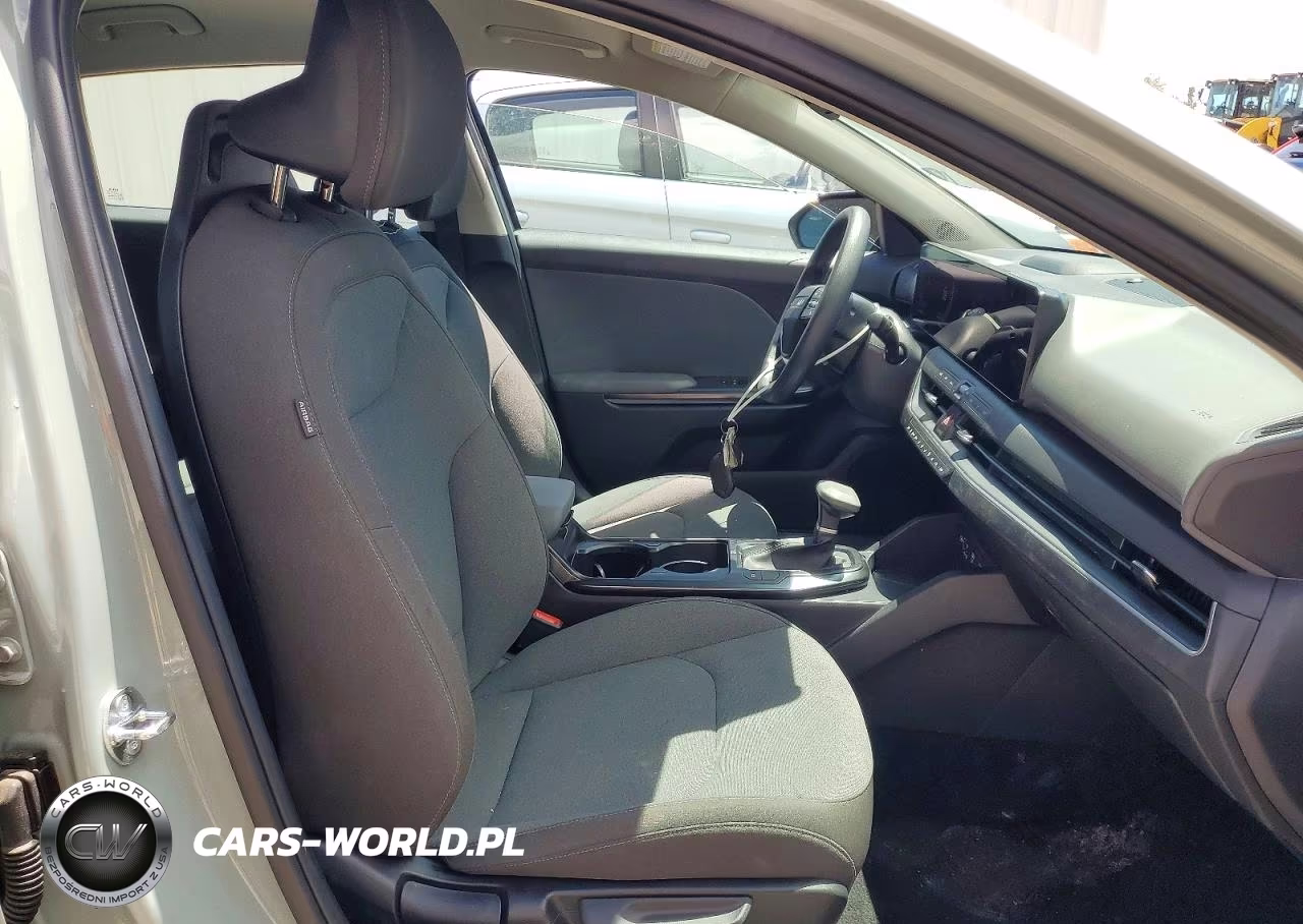 2025 Kia K4 Lxs VIN:3KPFT4DEXSE141747 - 7
