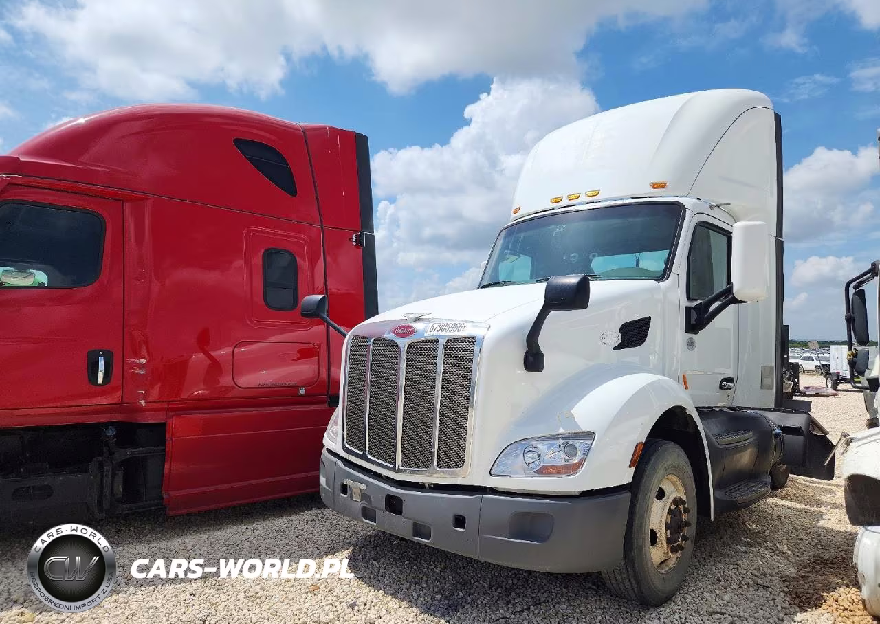 2018 Peterbilt 579 Semi Truck VIN:1XPBA48X9JD477436 - 2