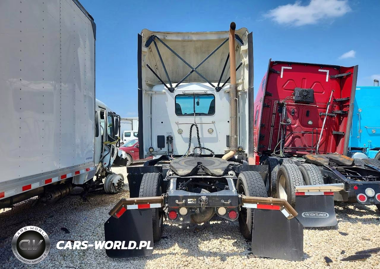 2018 Peterbilt 579 Semi Truck VIN:1XPBA48X9JD477436 - 9
