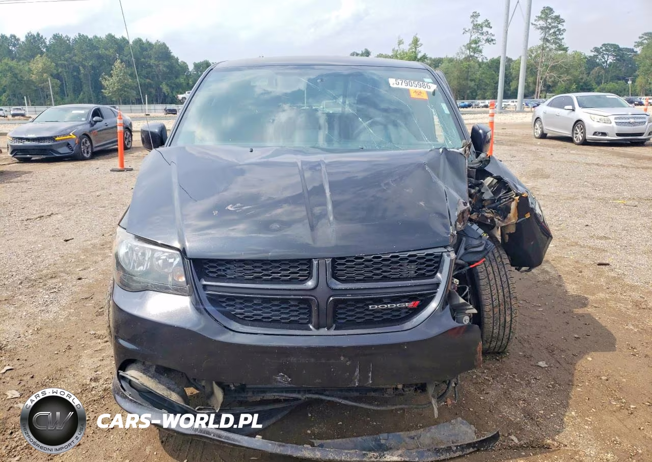 2016 Dodge Grand Caravan R-T VIN:2C4RDGEG1GR224212 - 5