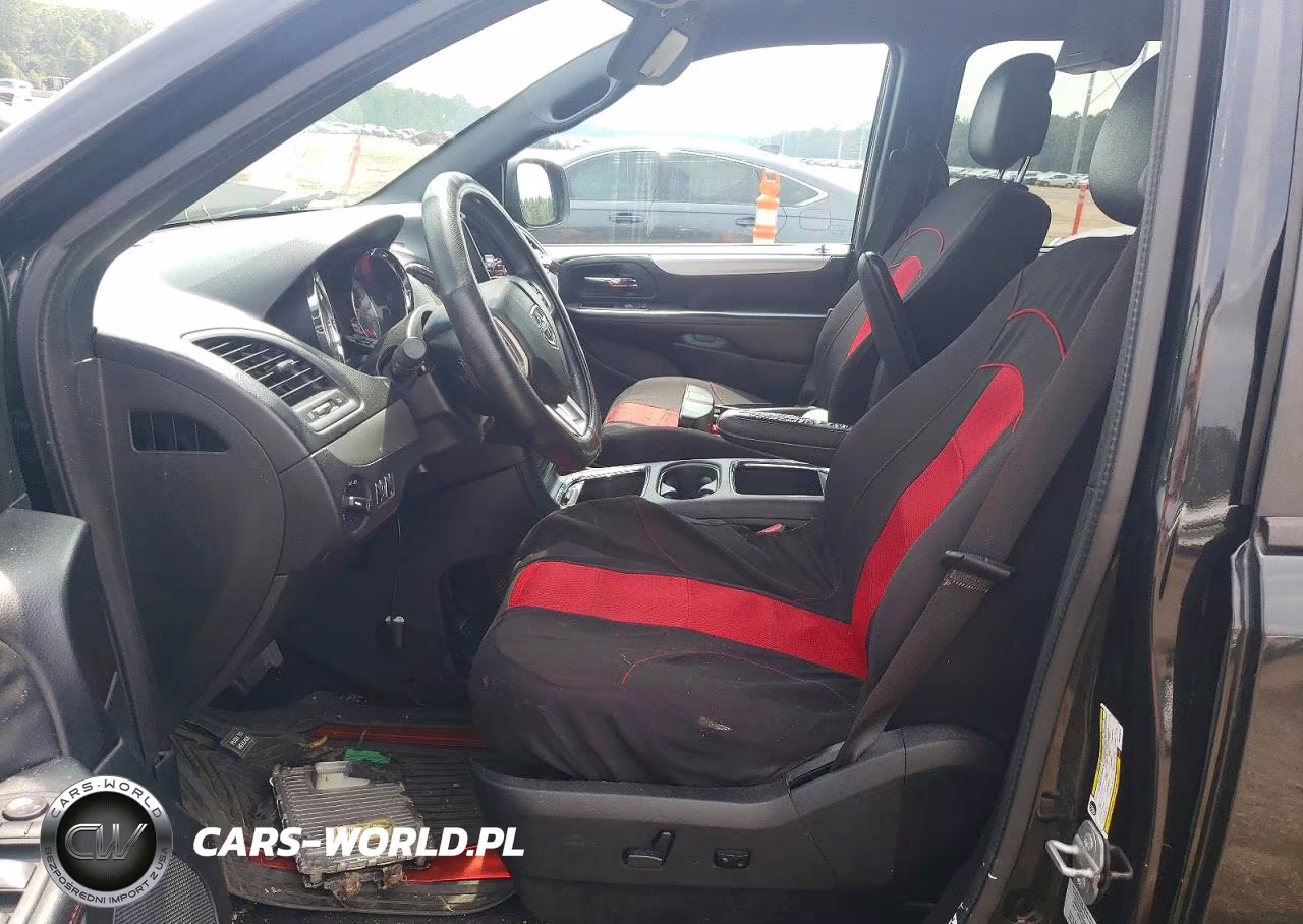 2016 Dodge Grand Caravan R-T VIN:2C4RDGEG1GR224212 - 7