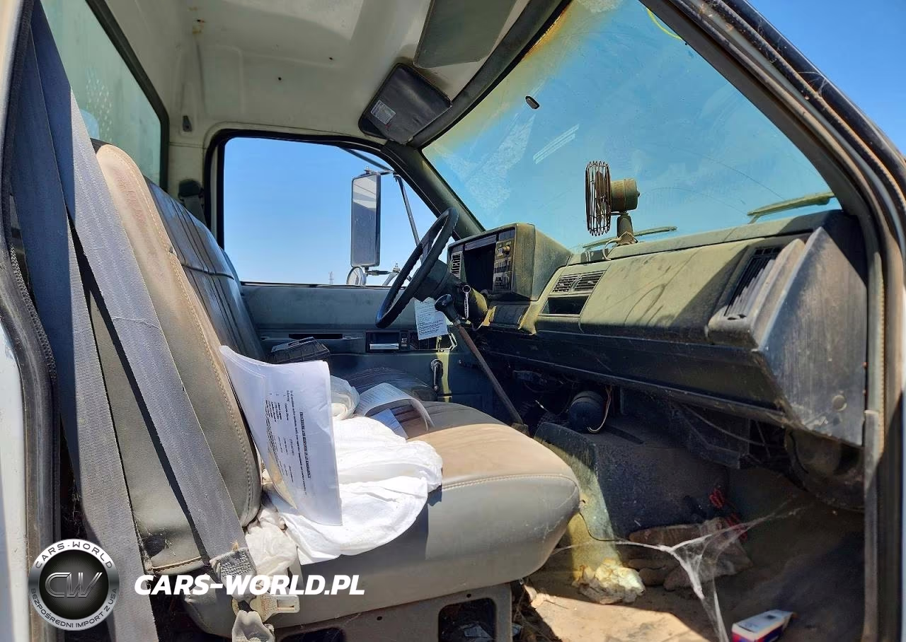 1994 GMC C7 Water Truck VIN:1GDL7H1J8RJ513045 - 11