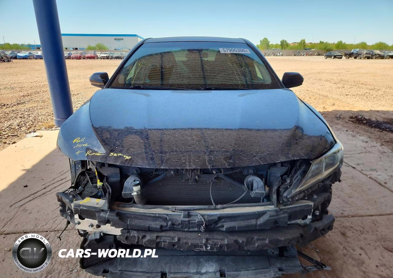 2019 Toyota Camry Le VIN:4T1B11HK1KU755652 - 5