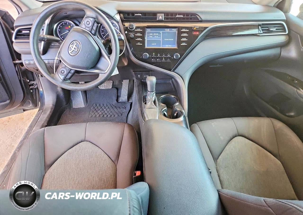 2019 Toyota Camry Le VIN:4T1B11HK1KU755652 - 8