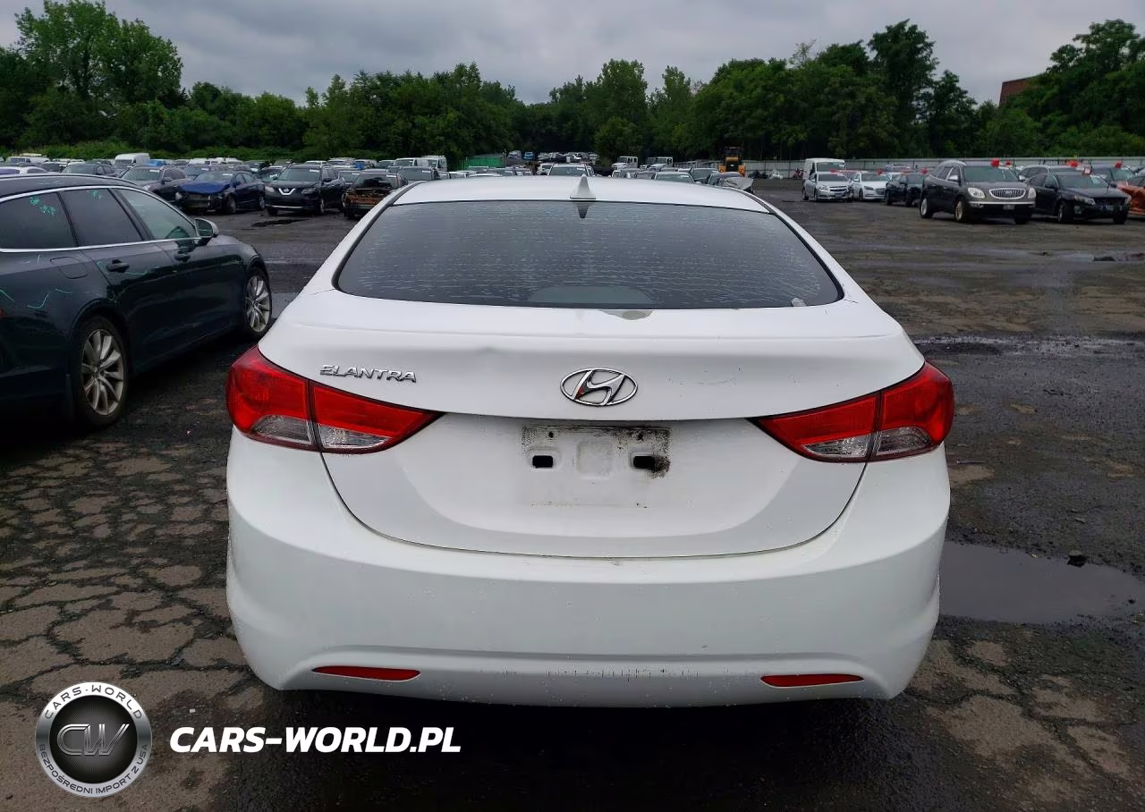 2013 Hyundai Elantra Gls VIN:5NPDH4AE6DH361589 - 6