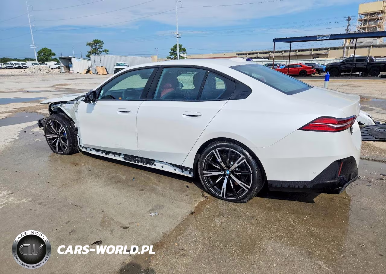 2025 BMW 530 I VIN:WBA43FJ06SCT40813 - 2