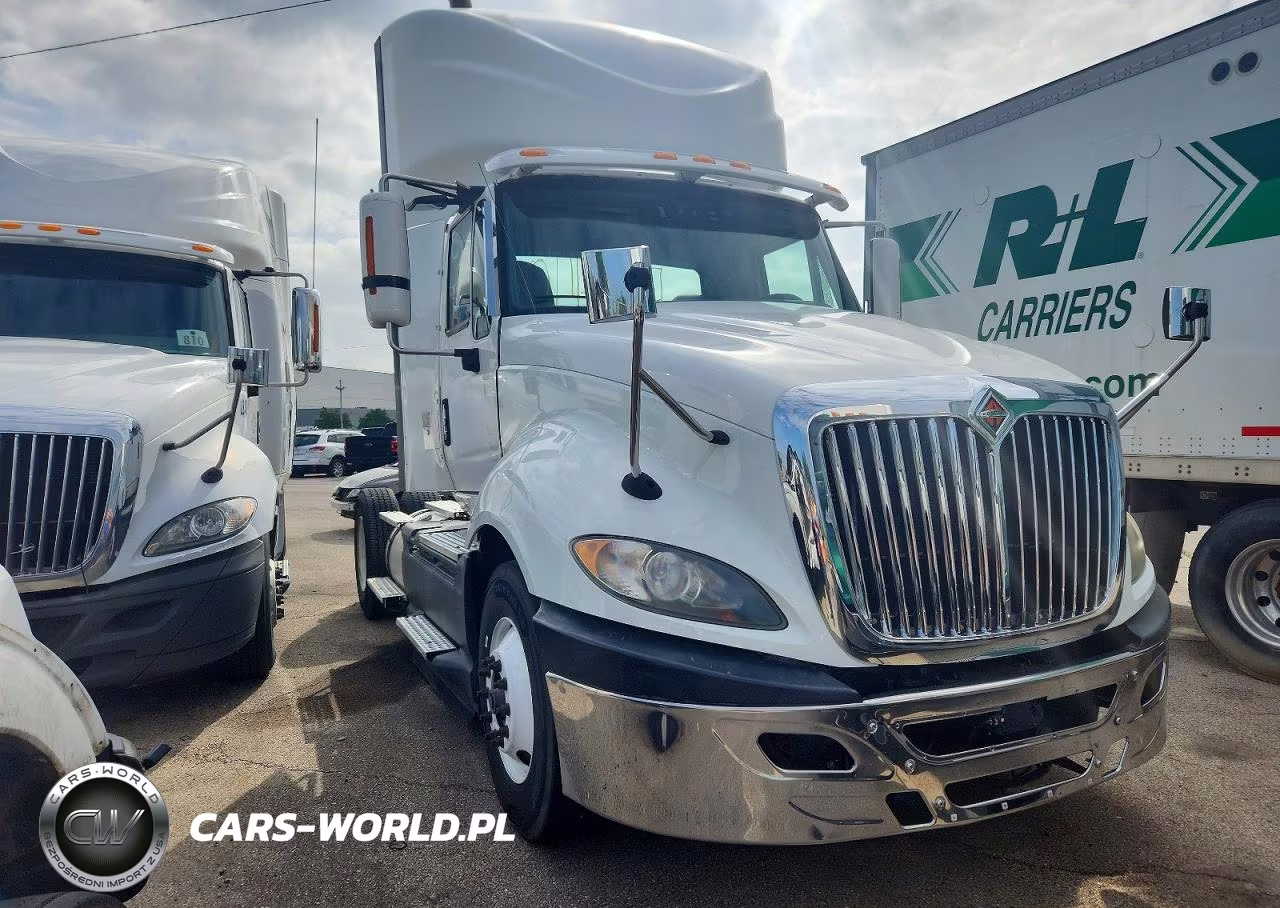 2017 International Prostar Semi Truck – zdjęcie 1 z 10