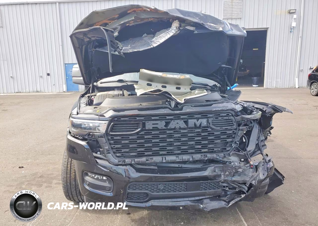 2025 Ram 1500 Tradesman VIN:1C6RRFGG1SN676649 - 5