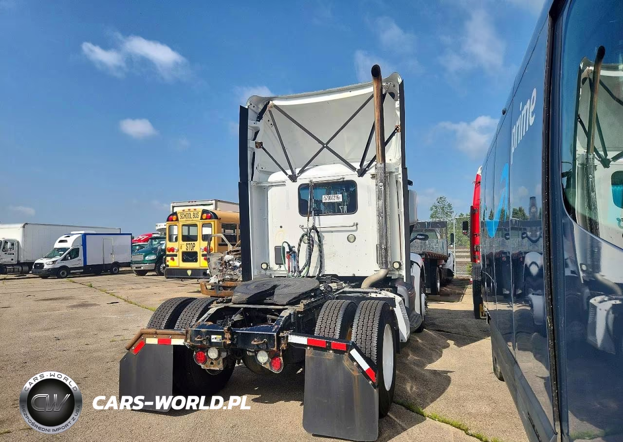 2019 Peterbilt 579 Semi Truck VIN:1XPBA48X0KD478590 - 4