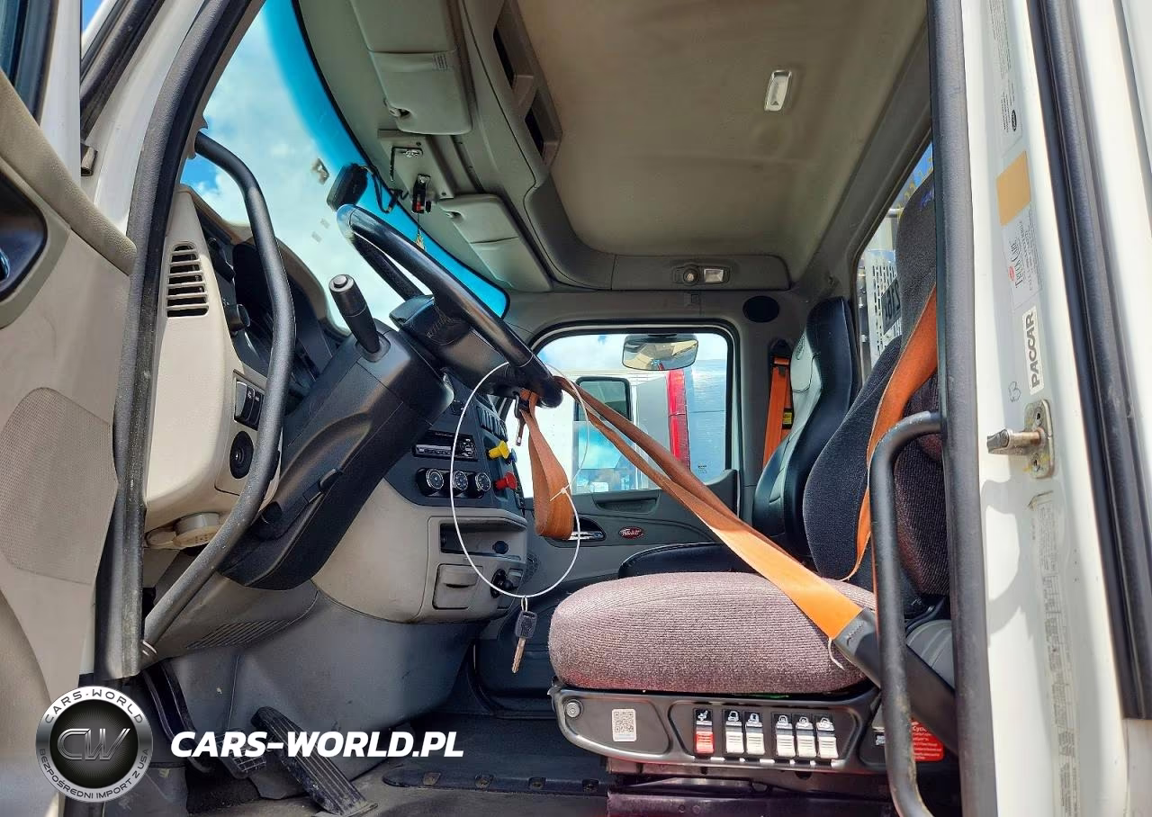 2019 Peterbilt 579 Semi Truck VIN:1XPBA48X0KD478590 - 5