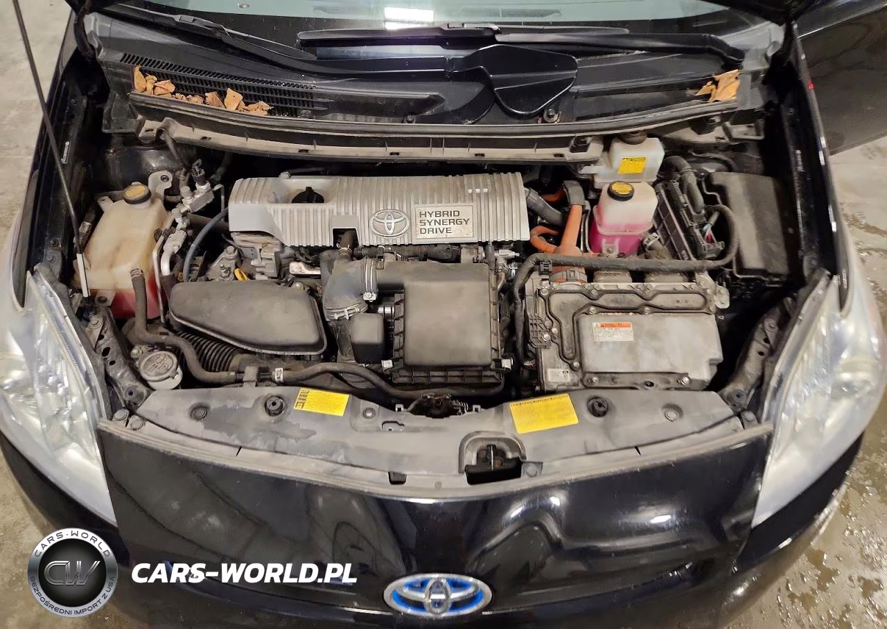 2011 Toyota Prius Two VIN:JTDKN3DUXB5372847 - 11