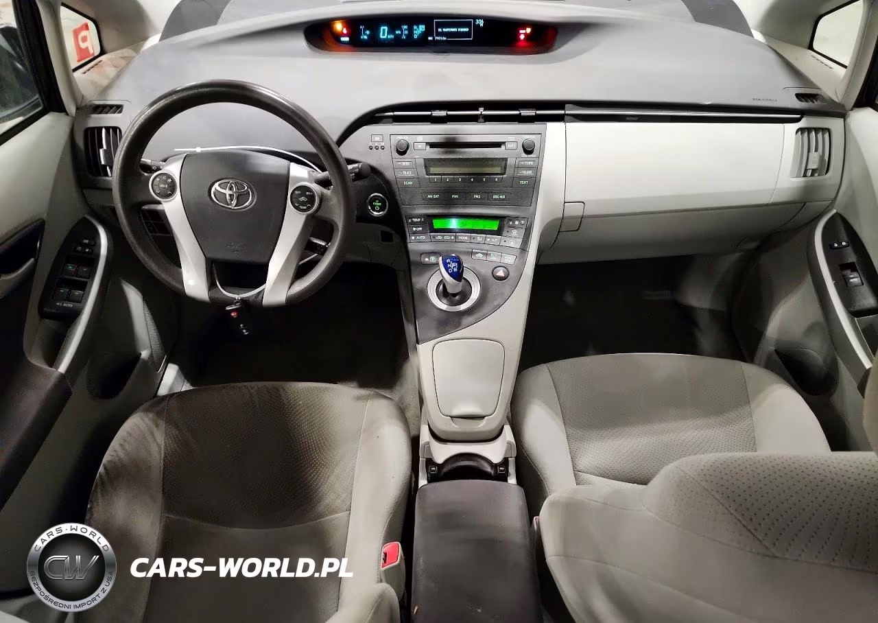 2011 Toyota Prius Two VIN:JTDKN3DUXB5372847 - 8