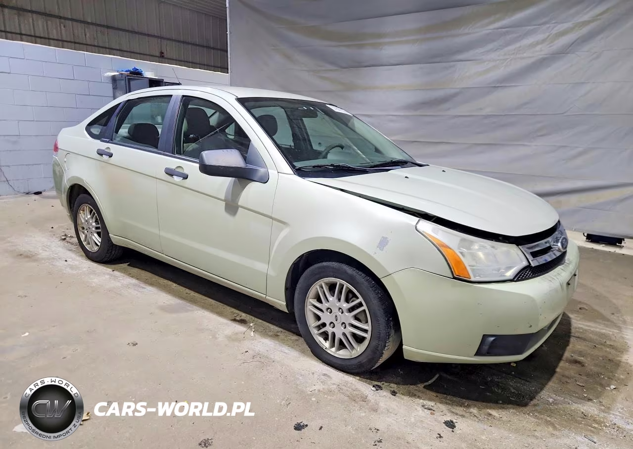 2011 Ford Focus Se VIN:1FAHP3FN7BW123447 - 4