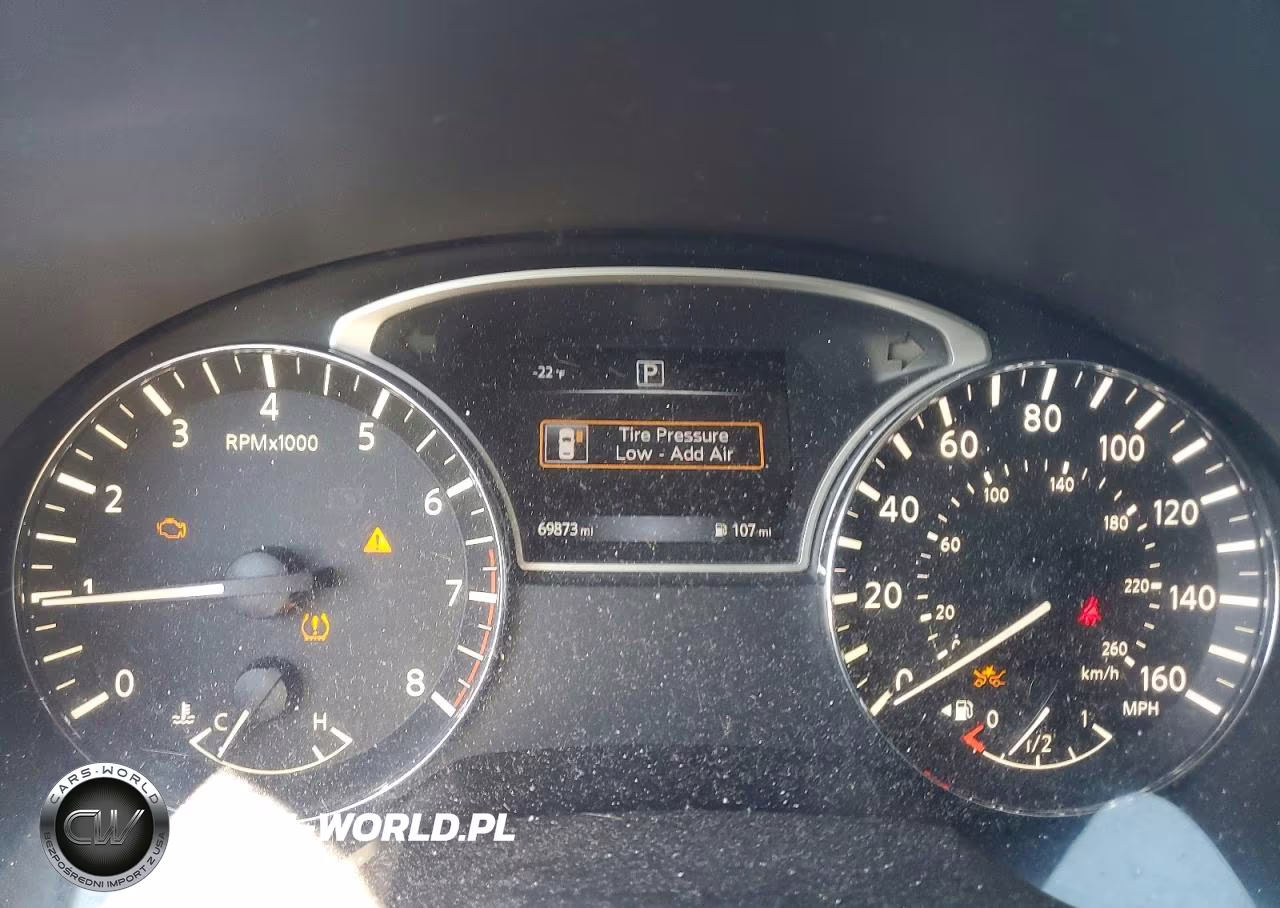 2018 Nissan Altima VIN:1N4AL3AP8JC255140 - 9