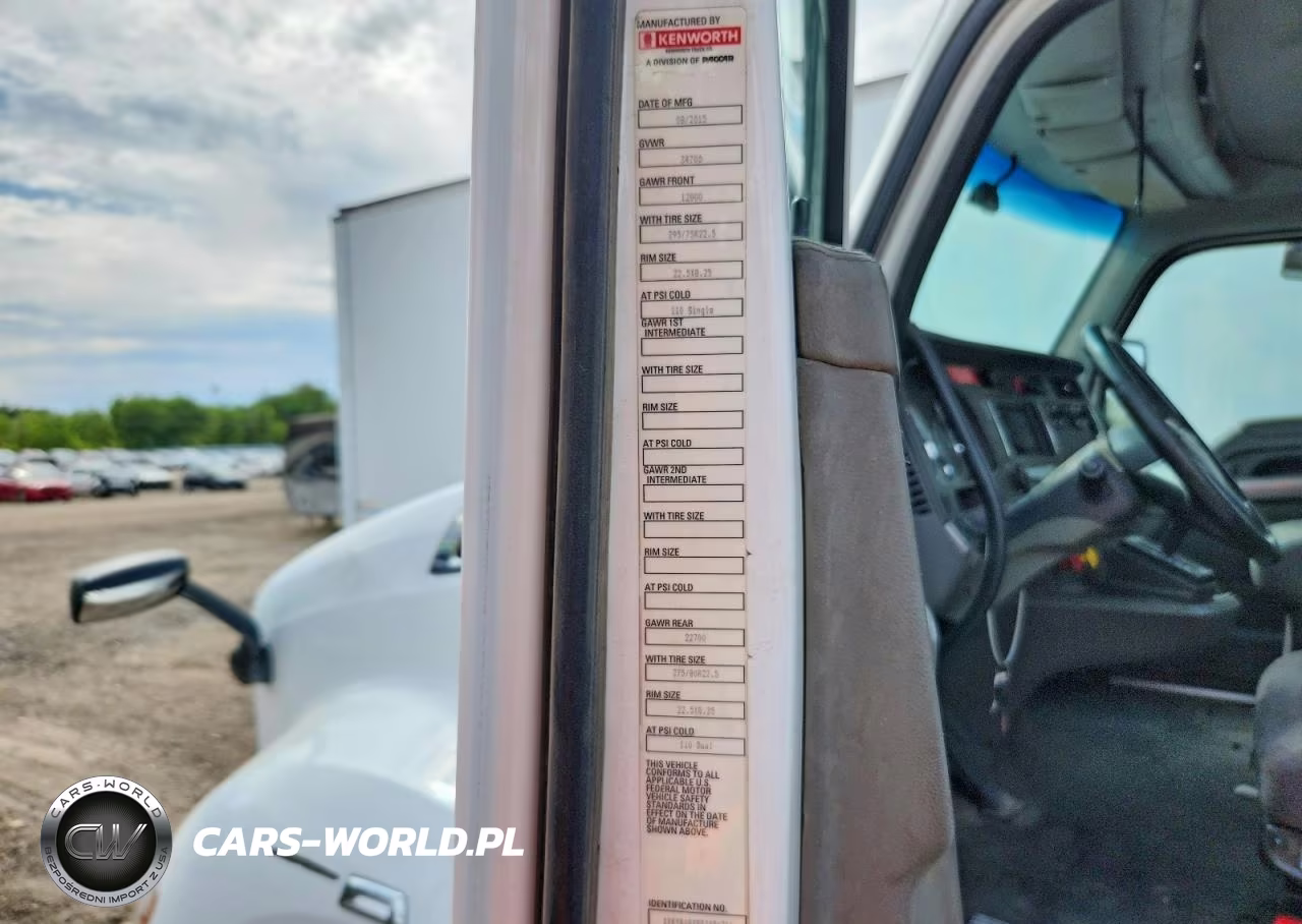 2016 Kenworth T680 Semi Truck VIN:1XKYA48X9GJ496711 - 10