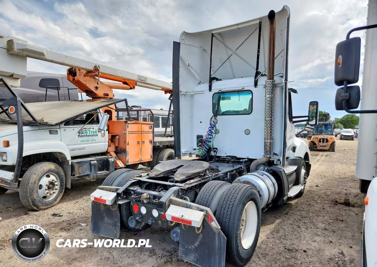 2016 Kenworth T680 Semi Truck VIN:1XKYA48X9GJ496711 - 4