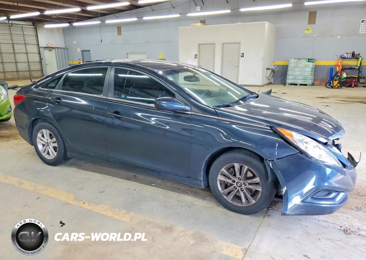 2013 Hyundai Sonata Gls VIN:5NPEB4ACXDH741233 - 4